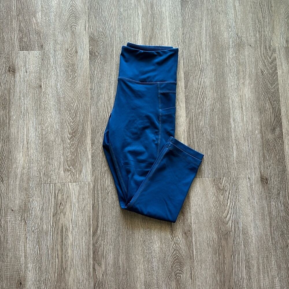 Zyia Active Pocket Light N Tight Hi-Rise Capri Dark Blue Size 4 Compressive